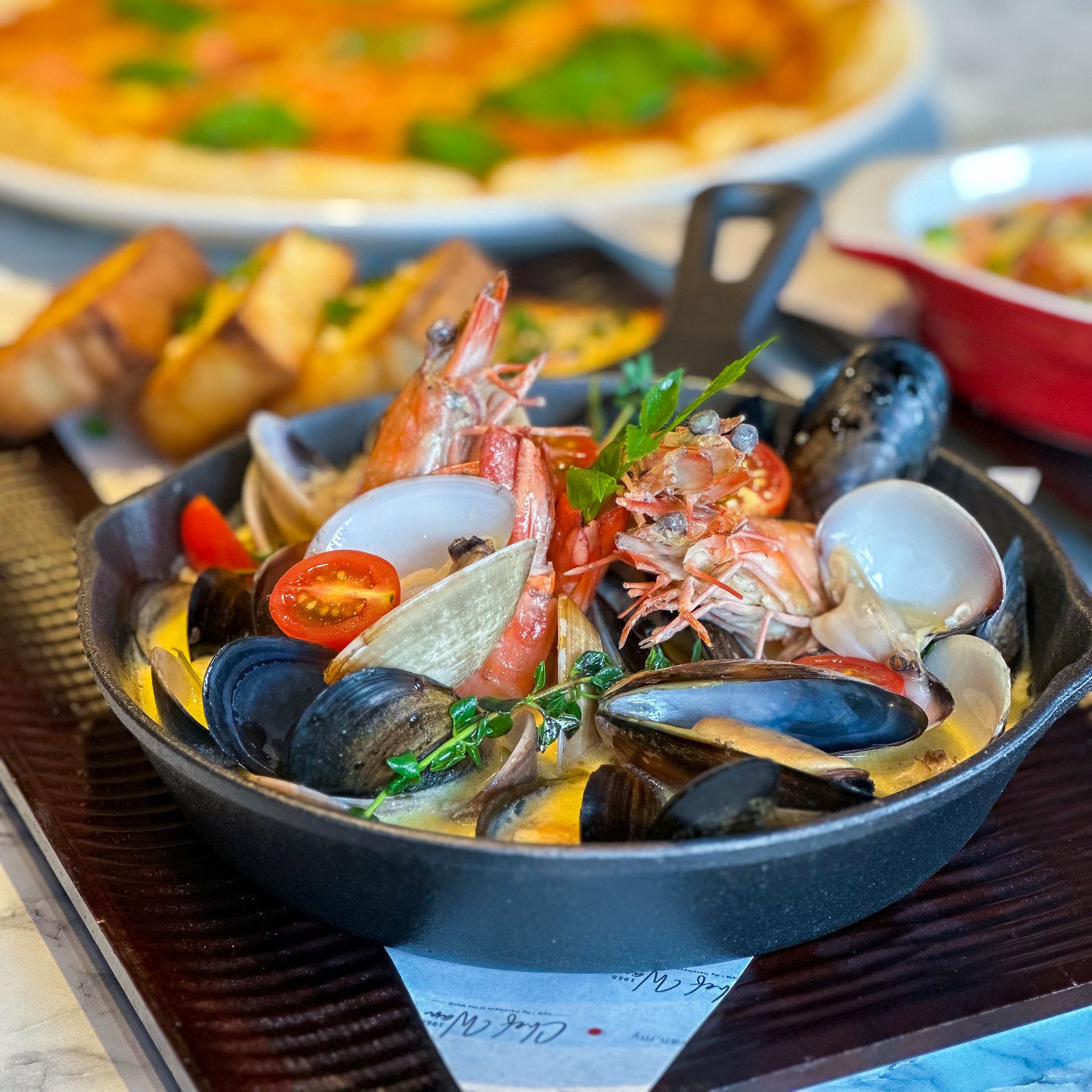 Enjoy Pre-sale Price for Ramadan buffet at Café Chef Wan