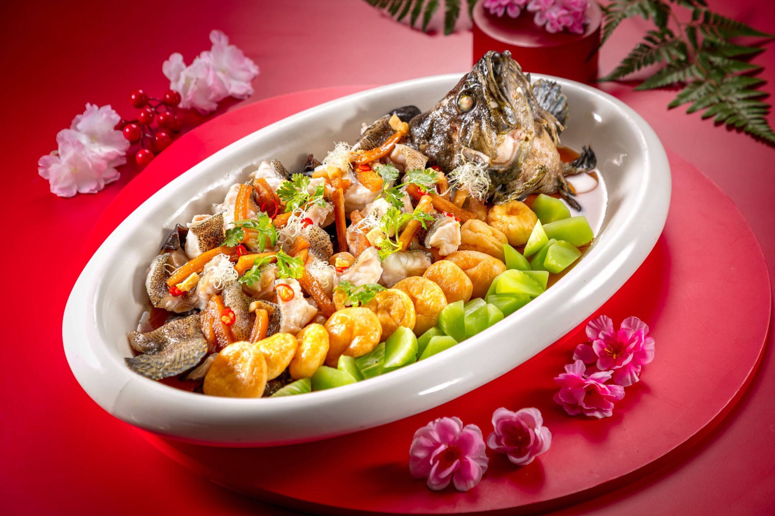 Get a complimentary dining voucher worth RM338 with a minimum spend of RM1,288