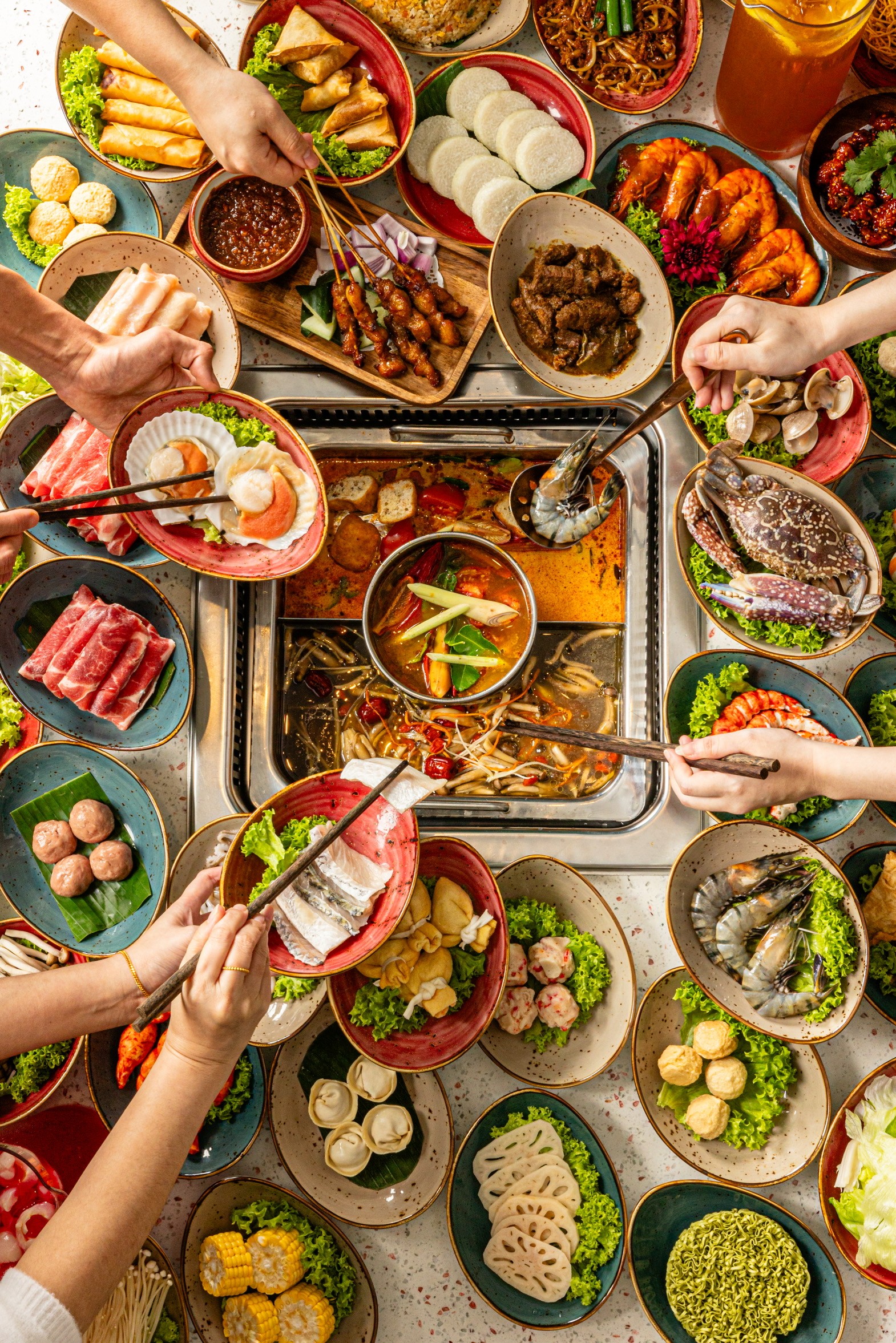 10% OFF on sets and à la carte items