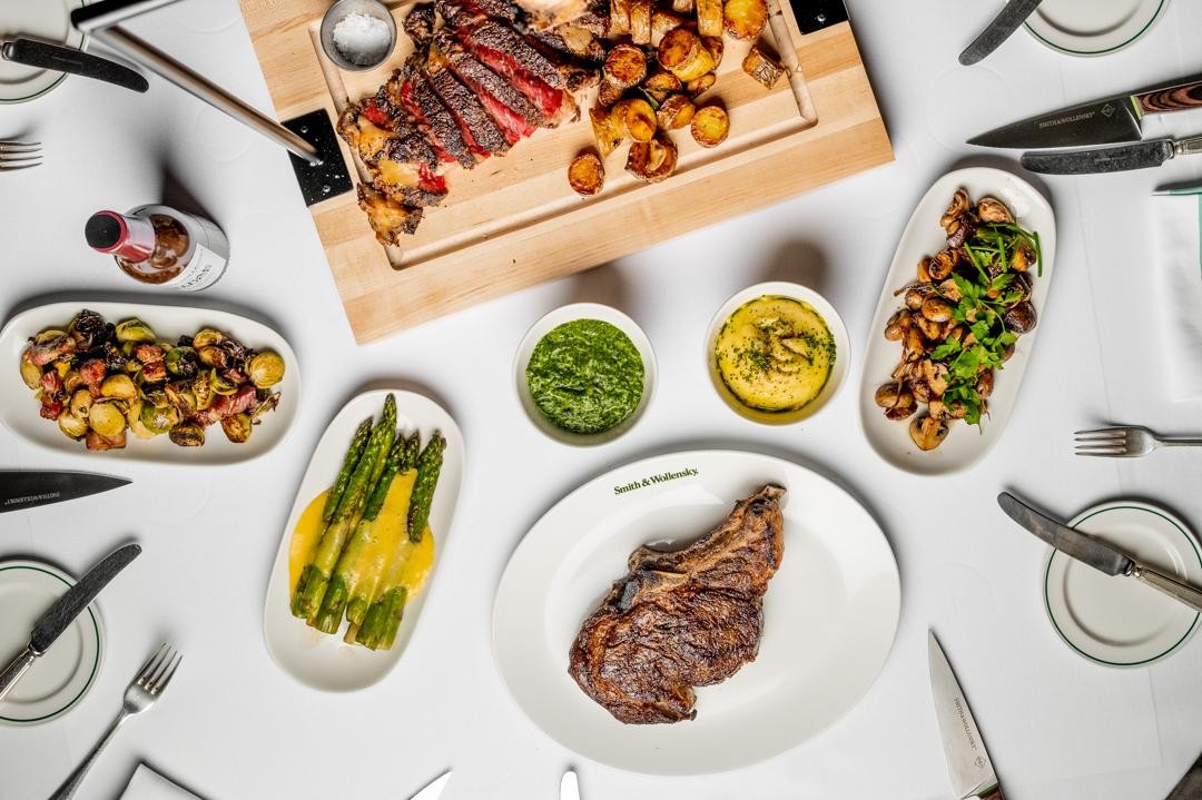 10% OFF à la carte total dining bill